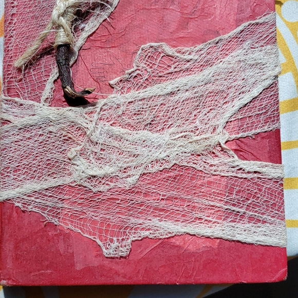 Witchy haunted book prop - Picture 3 of 7